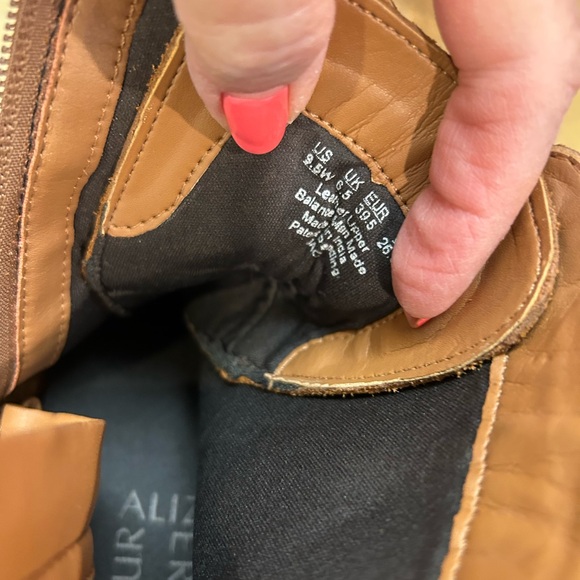 Naturalizer Jac Water-Repellent Tawny Brown Suede Lace Up Boots - Picture 10 of 10